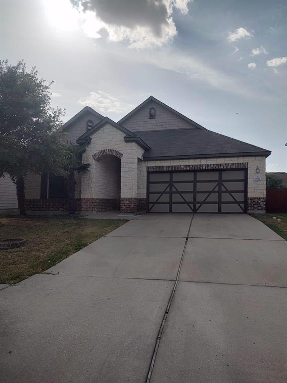 Foto principal - 8712 Sturmer St