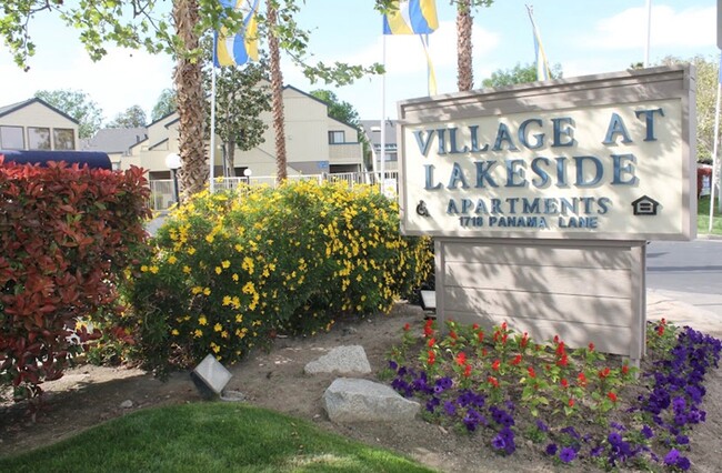 Village at Lakeside photo'