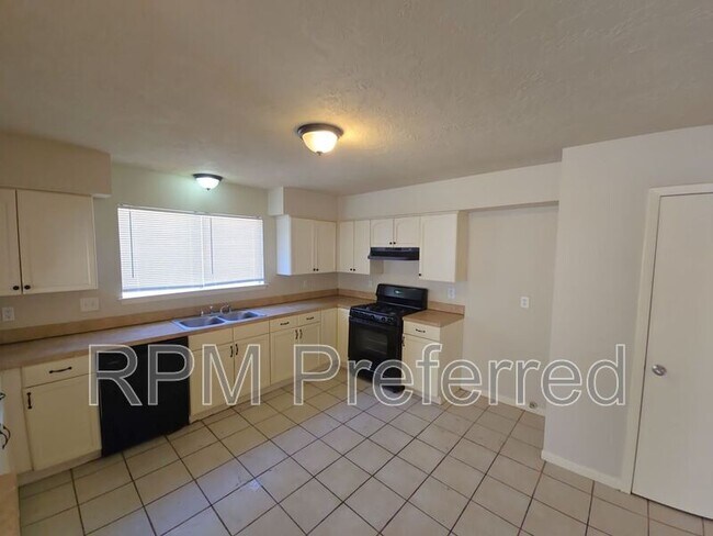 Foto del edificio - 18915 Oak Bower Dr