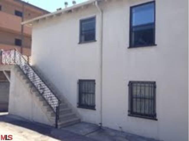 Primary Photo - 1036 Dewey Ave