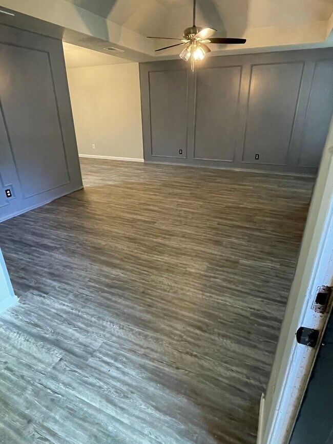 Foto del edificio - 3 BEDROOM 2 BATHROOM HOUSE IN DENTON