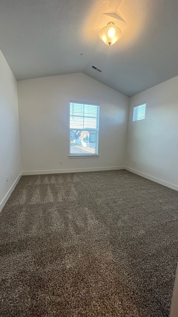 Foto del edificio - 3 Bedroom/2 Bathroom Condo in Lehi
