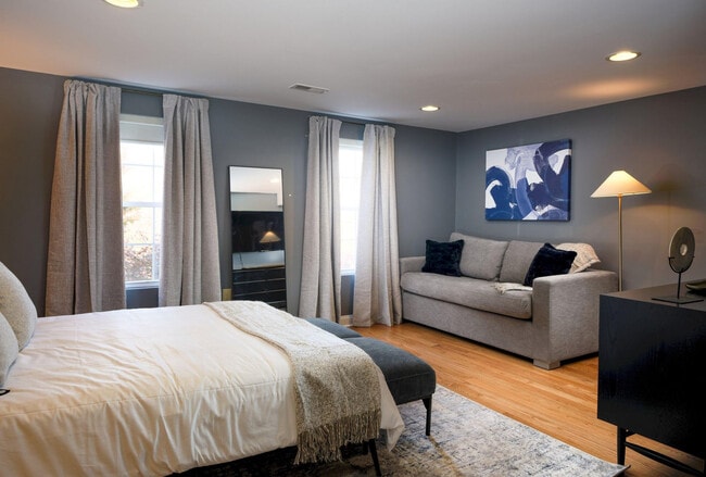 Building Photo - 9 Arnett Ave