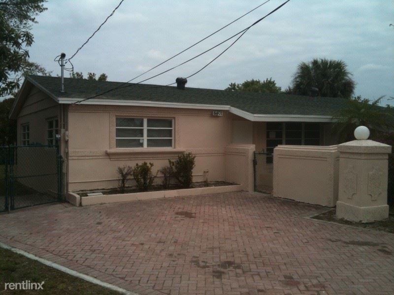 Primary Photo - 6401 SW 19th St