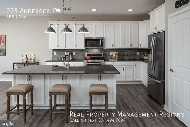 Building Photo - 275 Anderson Dr