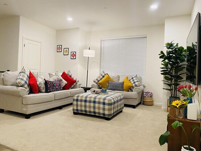 Foto del edificio - 7331 Martin Farm Cir