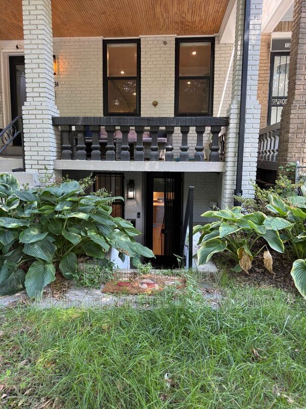 Foto del edificio - 1331 Taylor St NW