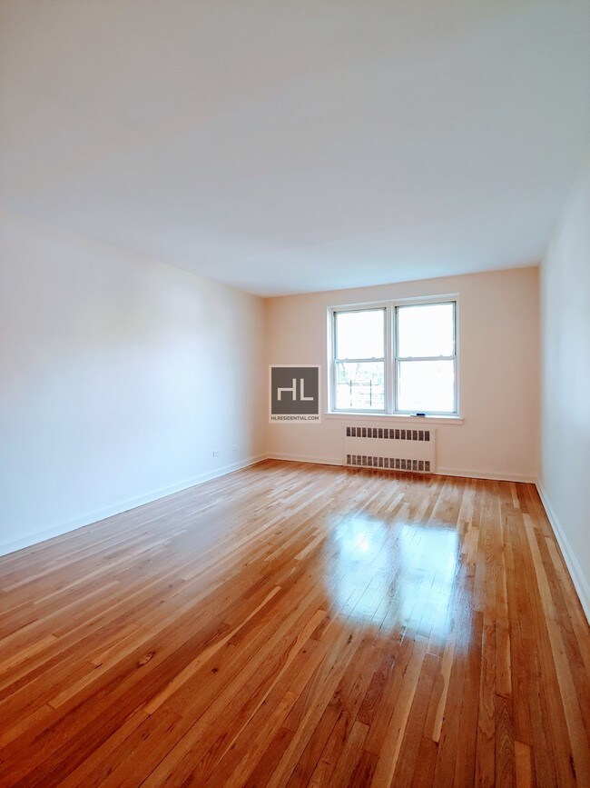 Building Photo - 785 OCEAN PARKWAY