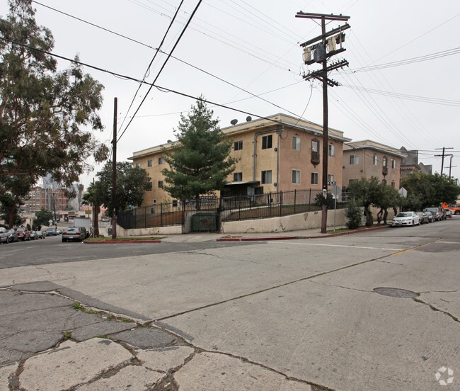 Building Photo - &quot;Loma Lake Apartments&quot;- Loma Lak...