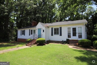 Building Photo - 114 College Ave