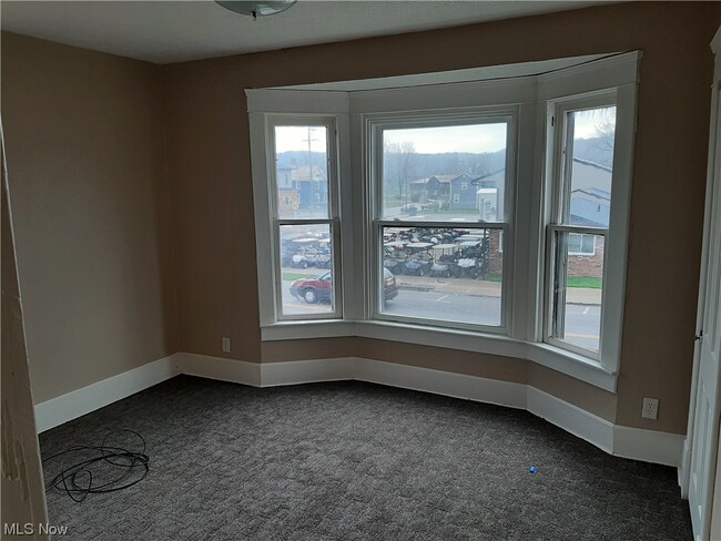 Building Photo - 114 S Wooster Ave