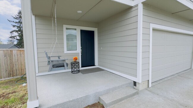 Building Photo - 5+ Bedroom Home in NE Lacey on Large Lot w...