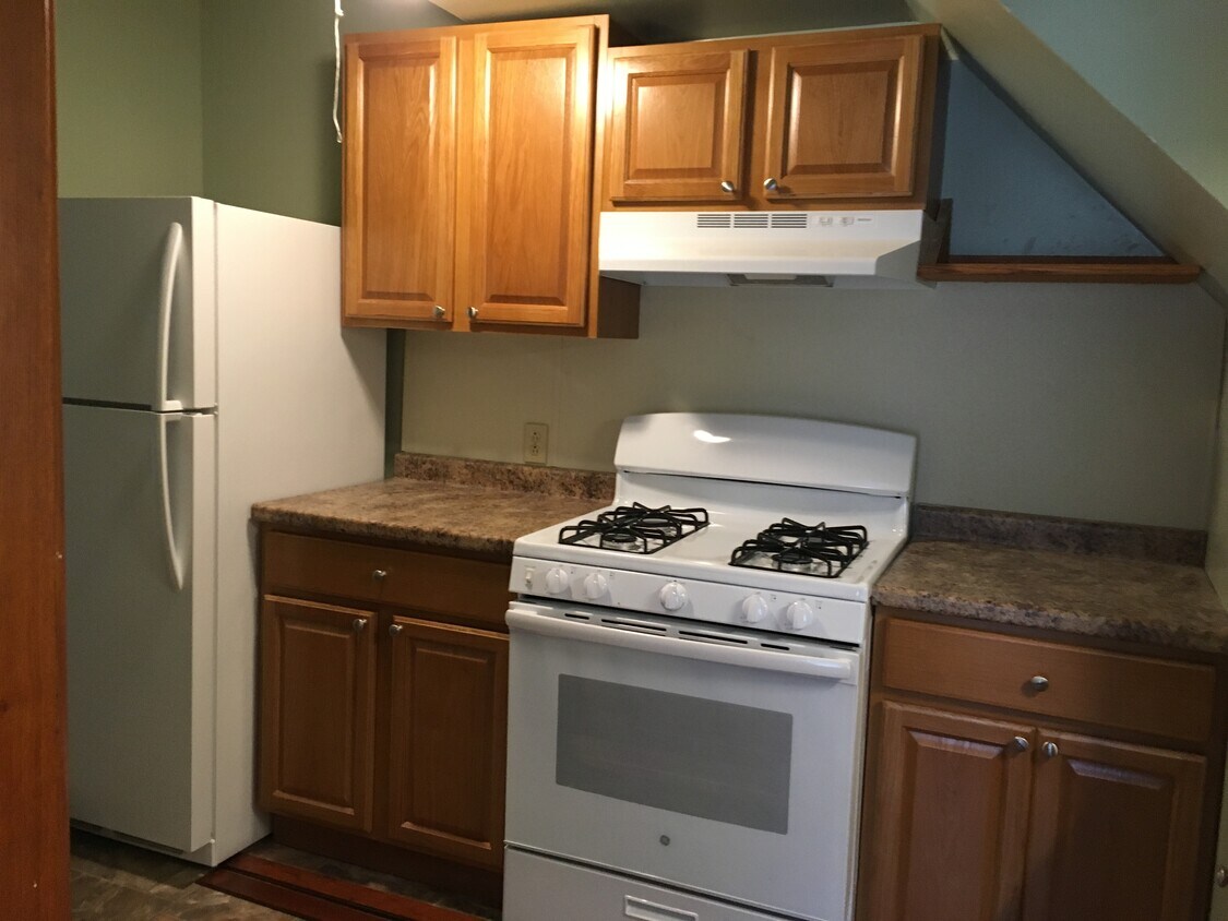 84 S Brooklyn Ave Unit 3 F, Wellsville, NY 14895 Apartments in