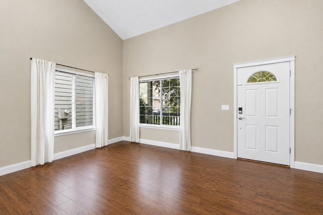 Building Photo - 17318 SW Galewood Dr