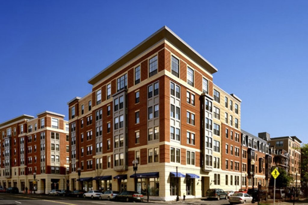 Foto principal - 2 Rollins St