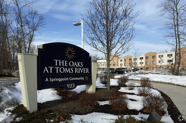 Foto del edificio - The Oaks at Toms River