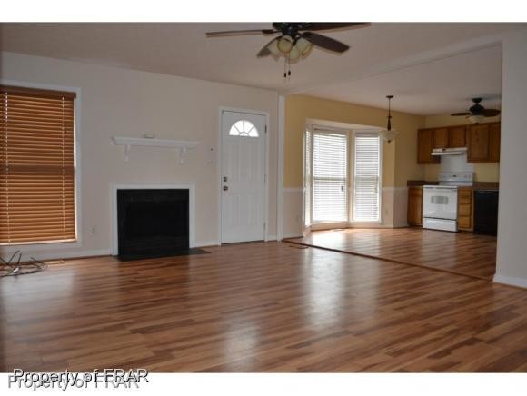 Foto del edificio - 2272 Spindletree Dr