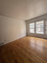 Building Photo - 622 Howard Pl