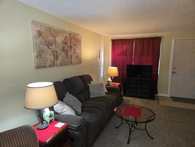 Foto del edificio - 1713 Anderson St