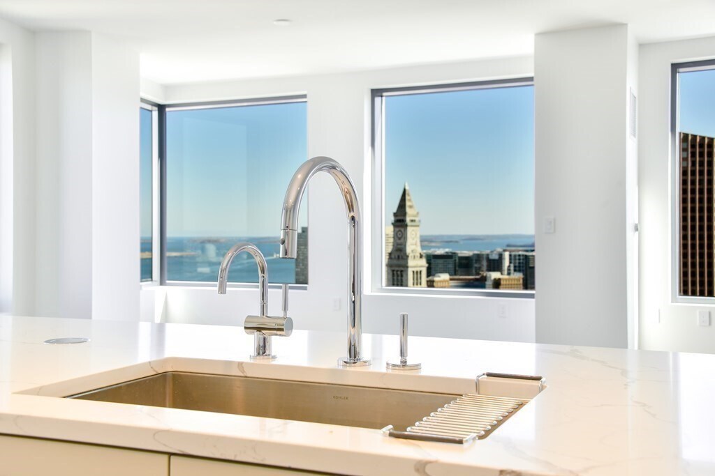 Foto principal - 110 Sudbury St