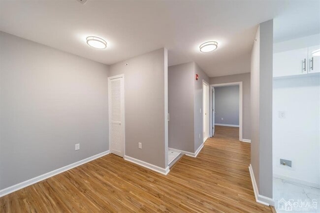 Photo - 875 Port Reading Ave Apartment