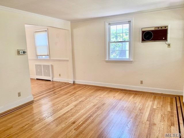 Foto del edificio - 52 E Oxford St