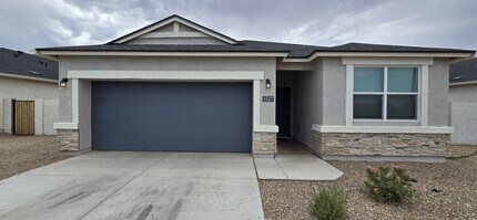 Building Photo - 1527 E Lardner Dr