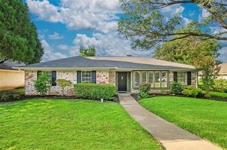 Building Photo - 2838 Maydelle Ln