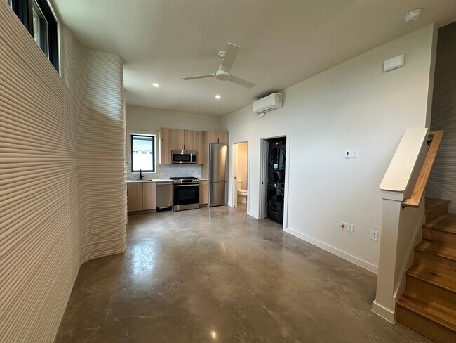 Foto del edificio - 3500 Tom Miller St