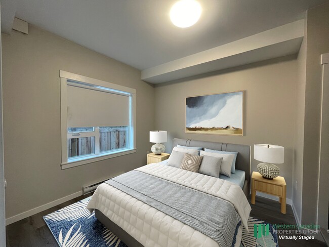 Building Photo - Edgewater Apartments