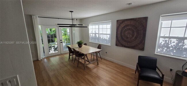 Building Photo - 20523 SW 92nd Pl