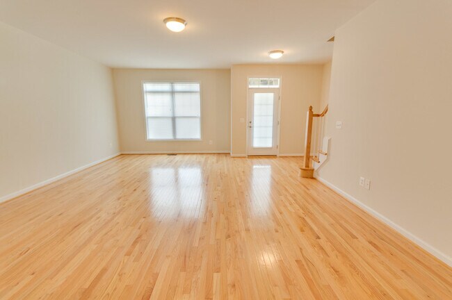 Foto del edificio - 2170 Saranac Ct