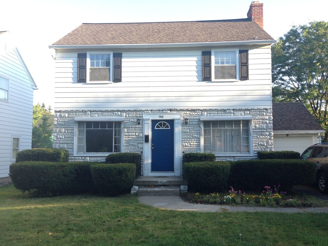 Primary Photo - 90 Lattimore Rd