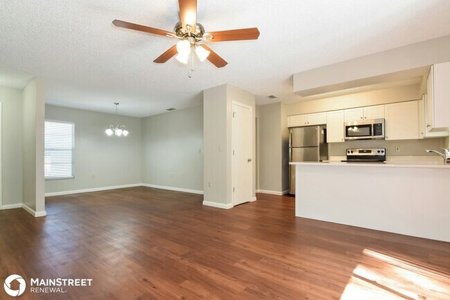 Foto del edificio - 5420 SOUTHGROVE PL, LAKELAND, FL 33812