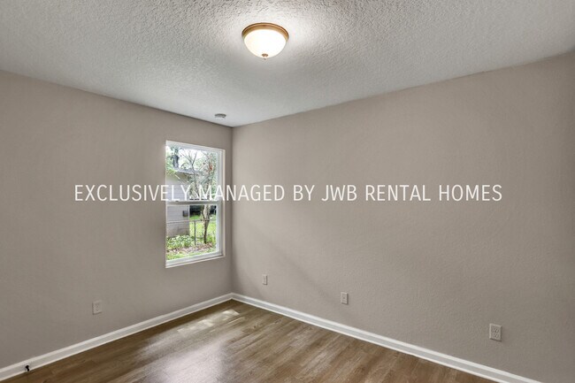 Building Photo - 4132 Santee Rd