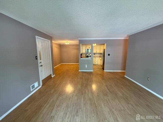 Building Photo - 38 Cheverny Ct