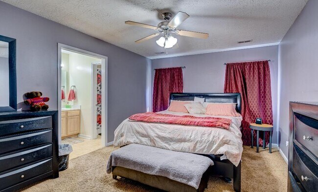 Foto del edificio - 9480 Huckabee Dr NE