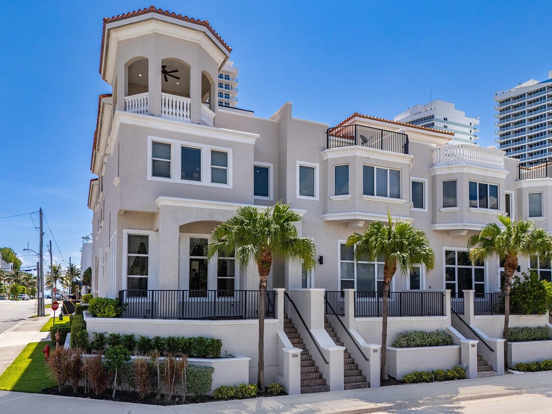 Foto principal - 514 N Birch Rd