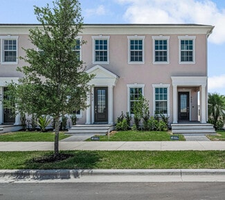 Building Photo - 930 SW Pr Ave