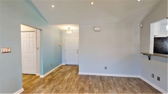 Foto del edificio - 4002 Rosedale Pl