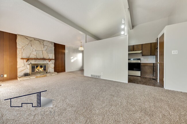 Building Photo - Ogden 3 Bedroom Home