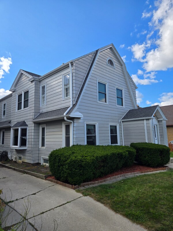 Building Photo - 2915 N 55th St