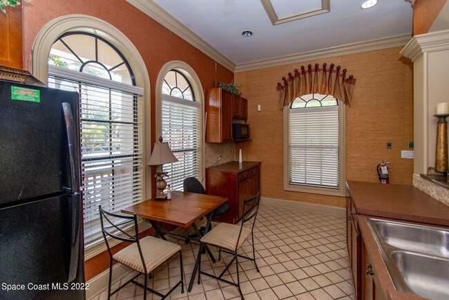 Building Photo - 6431 Borasco Dr