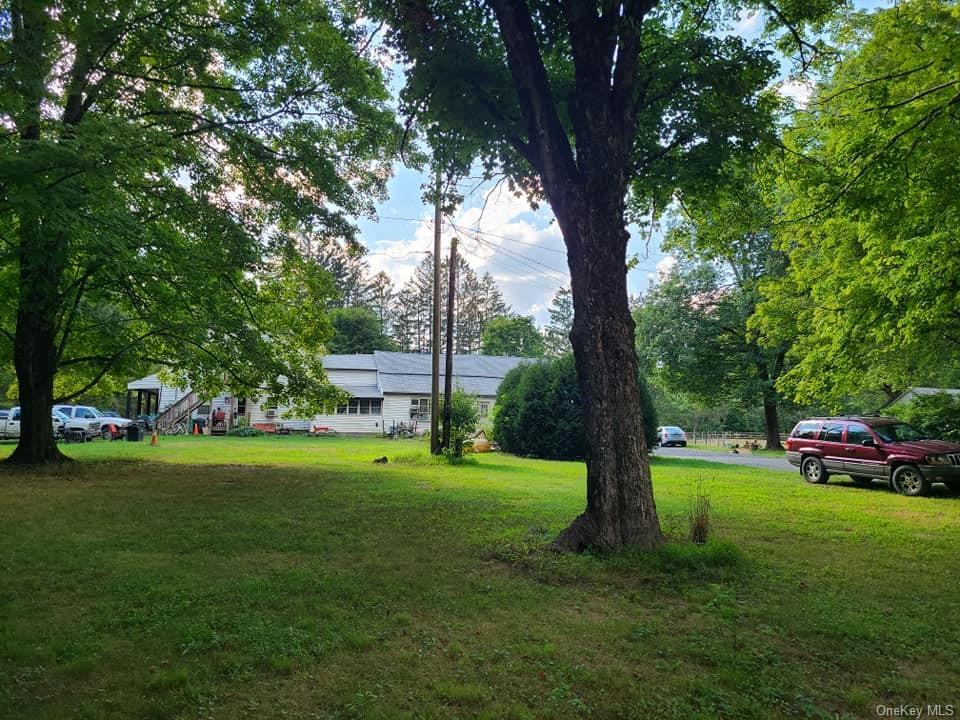 624 Oakland Valley Rd Unit 1 E, Cuddebackville, NY 12729 Room for