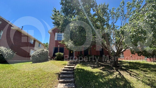 Foto del edificio - 2210 Elm Falls Pl