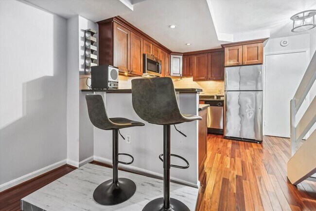 Foto del edificio - 1245 13th St NW