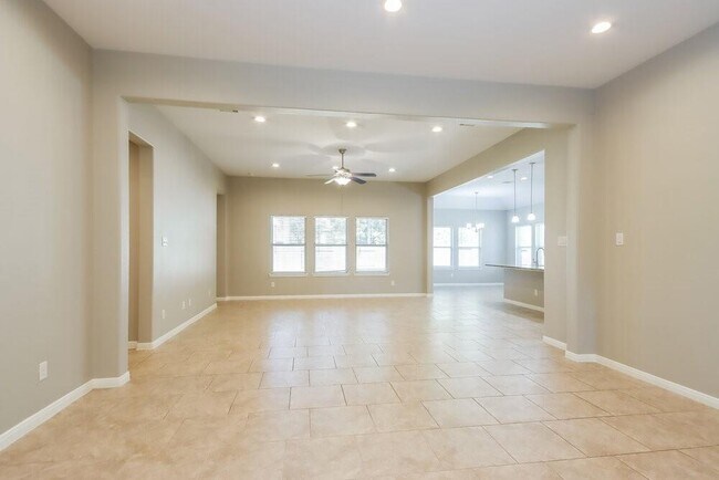 Building Photo - 14041 Wolftrap Ln