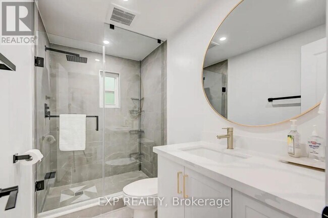 Photo du bâtiment - 8632 Hwy 35