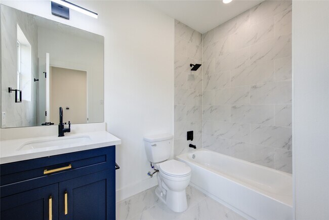 Foto del edificio - 3639 Rebecca St