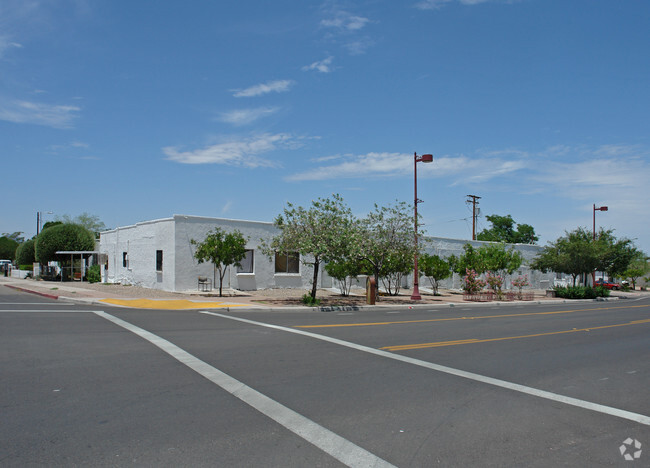 Building Photo - Borden Court